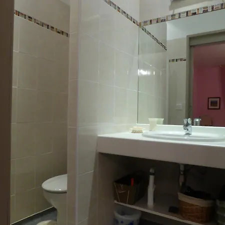 D'hotes Saint Roch 게스트하우스 Tournecoupe