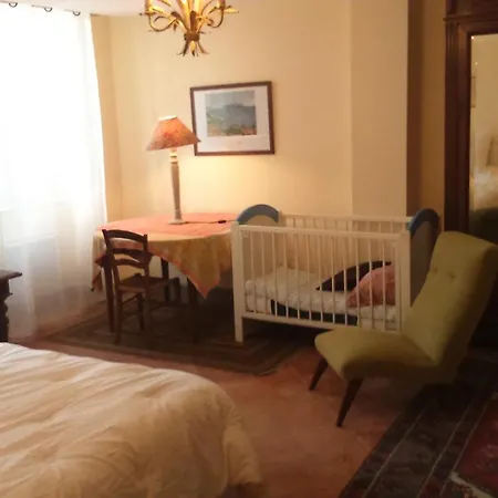 D'hotes Saint Roch Guest house